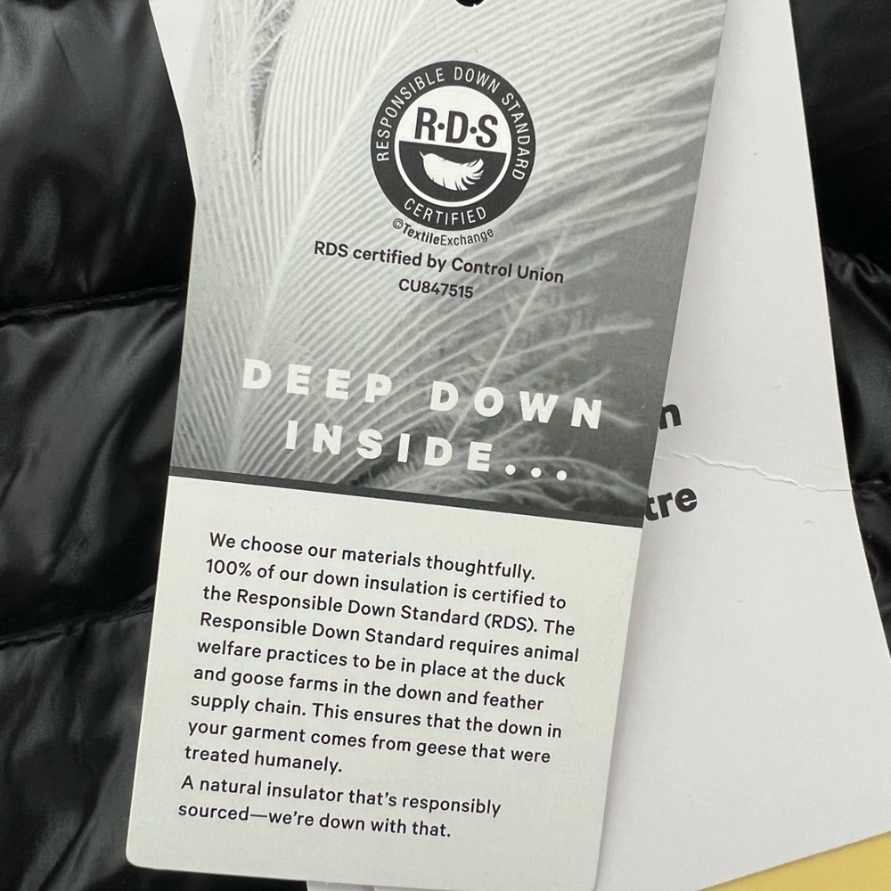 Lululemon Pack It Down Vest Lustre Black NWT Size 10 - Picture 6 of 8